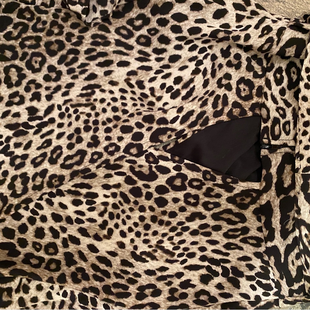 Dress - Picture 3 of 3